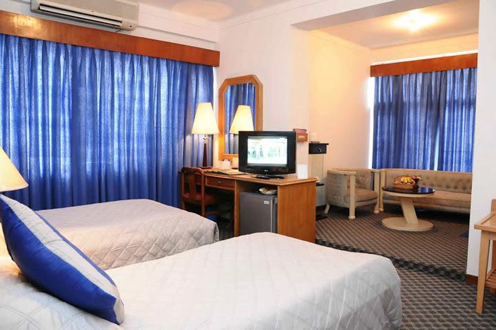 Hotel Clarion Катманду Экстерьер фото